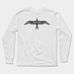 Cape Hatteras, NC Summertime Vacationing Bird Flight Long Sleeve T-Shirt